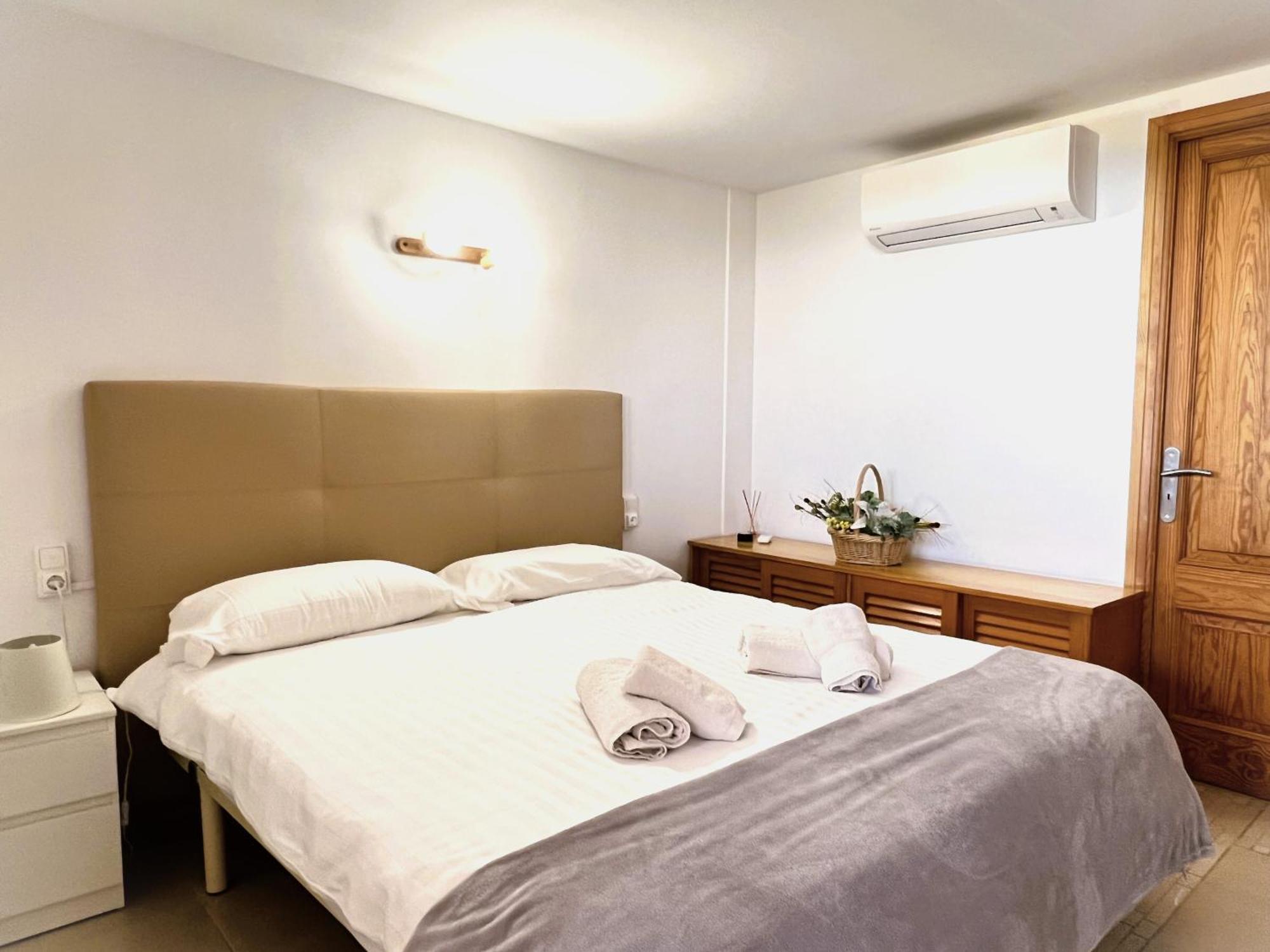 Apartamento Playa De Los Pinos アルクディア エクステリア 写真